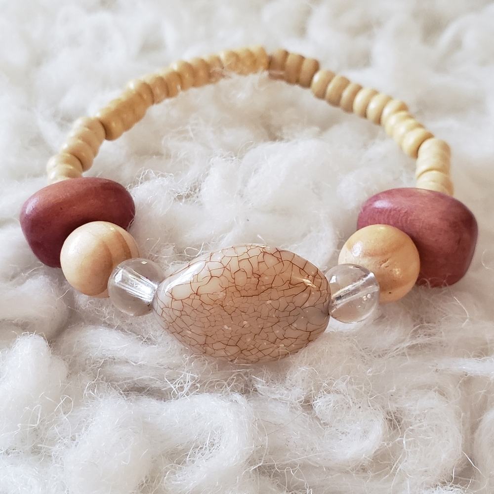 Bohemian Crackled Cream Faux Stone & Wood Beaded Bracelet